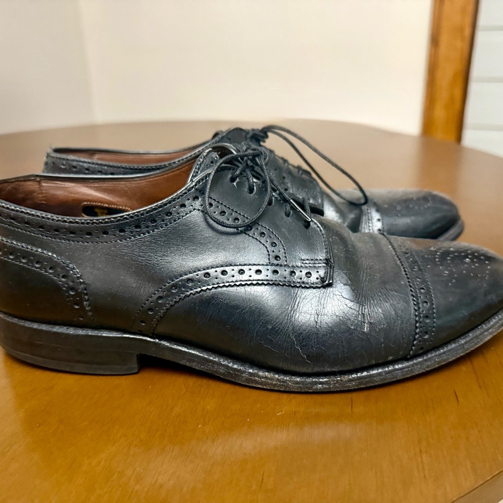 Allen Edmonds Black Oxford Dress Shoes with Brogue Detailing